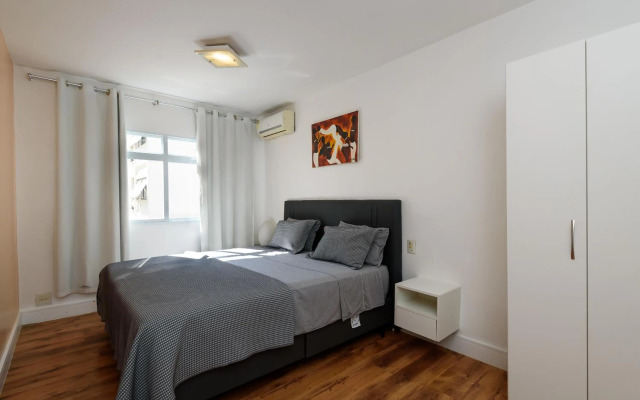 spacious penthouse duplex arpoador