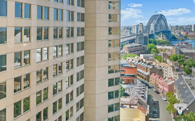 Harbour Bridge View 1 BED APT in The Rocks Ntr098