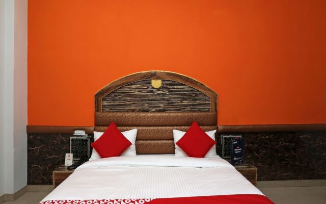 OYO 7812 Shree Radha Resort