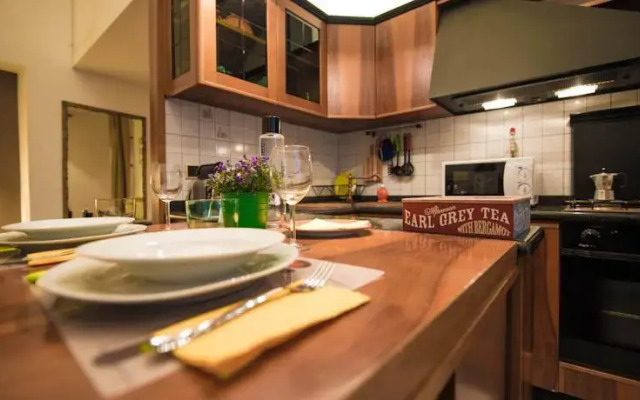 Aida Rhome Trastevere