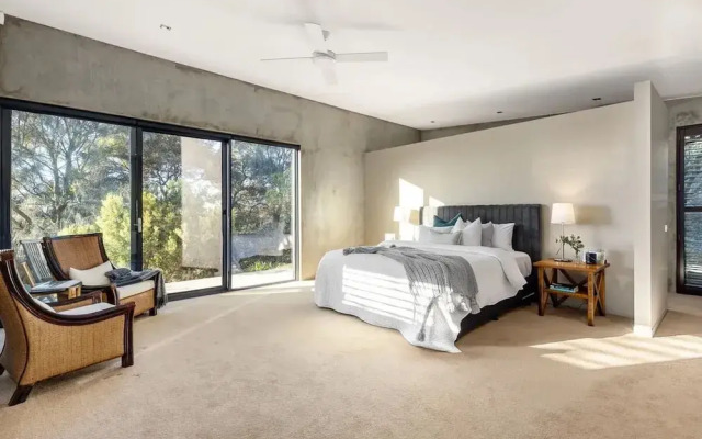 Luxury Portsea Sanctuary Gas Heat Pool Gardens