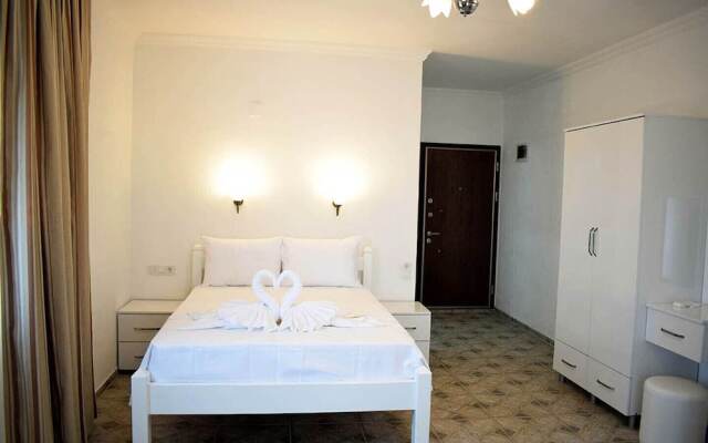 Saranda Teras Pansiyon