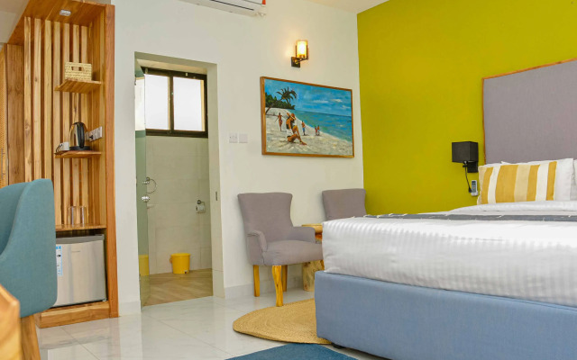 Best Western Jangwani Sea Breeze Hotel