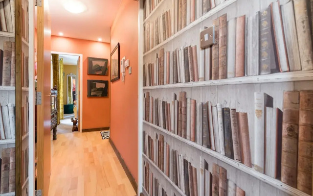 Quirky 1 Bedroom Apartment Next to Holyrood Palace