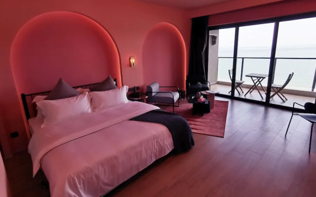 W O O K A Hotel