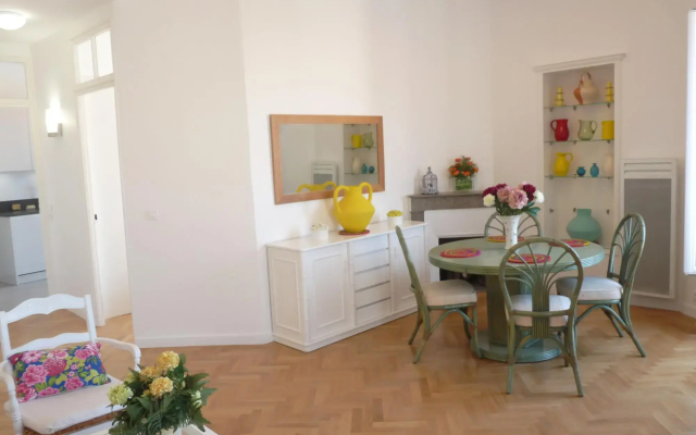 Two bedrooms in the center of Cannes, 500 meters from the Palais des Festival and the Croisette - 1934 - Hotel in Cannes - Photo 2