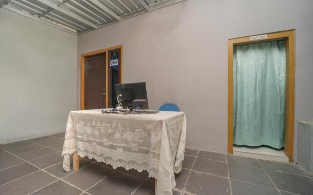 OYO 2937 Nindy Residence 2