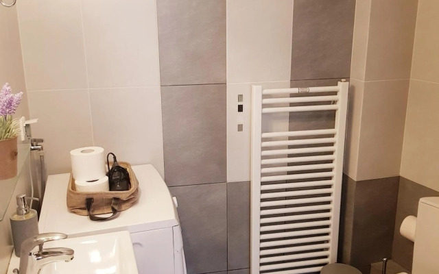 Magenta Ruby Appartment!!