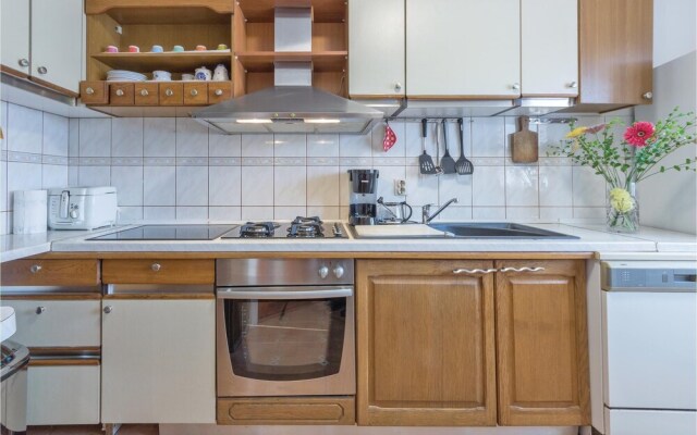Nice Home in Pula With Wifi and 8 Bedrooms