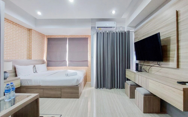 Warm And Simply Look Studio Room Apartment Urban Heights Residences – Guest Rooms – South Tangerang