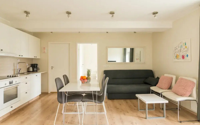 Acco Town Square Apartments