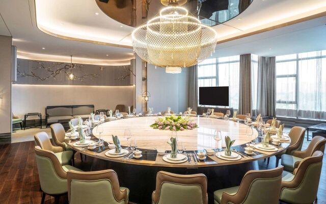 Sofitel Hangzhou Yingguan Hotel