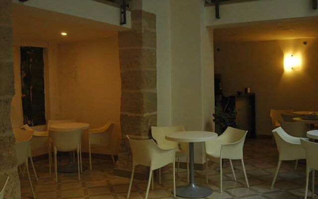Hotel Moderno