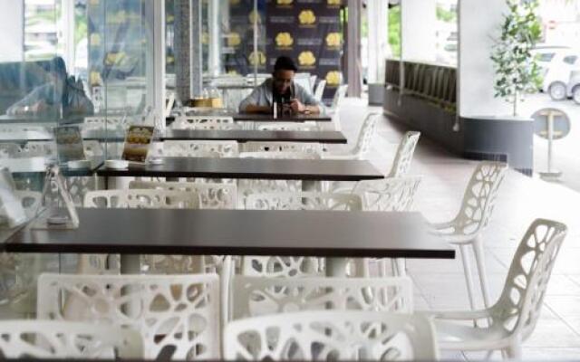 Samudra Court Hotel