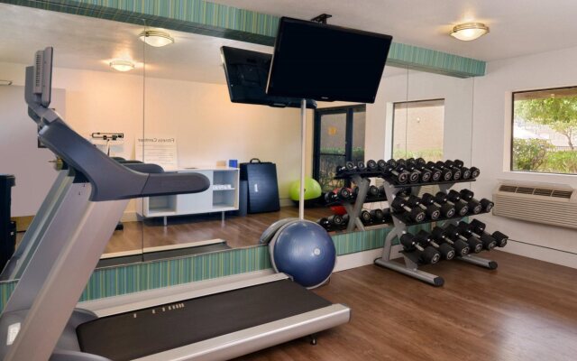 Holiday Inn Express Palm-Desert by IHG