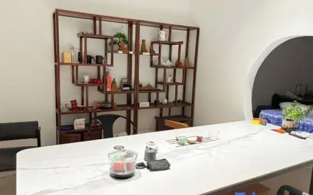 Tangwu Courtyard B&B