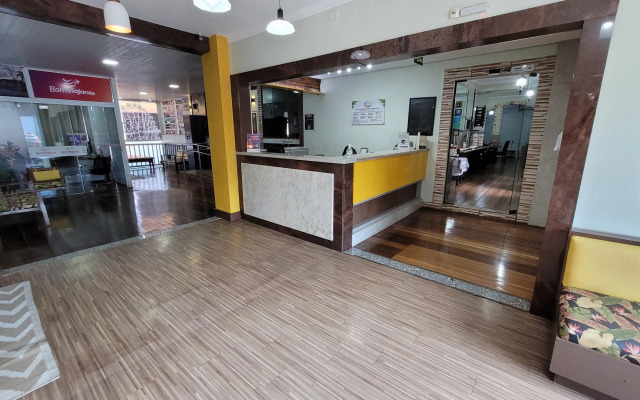 Charm Iguassu Suites Pousada