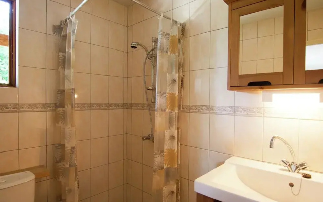 Appealing Apartment in Vezac With Swimming Pool