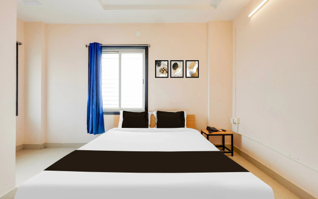 OYO Flagship 48336 Vj Inn Nagamalli Thota