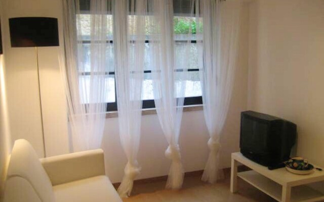 Apartment With 3 Bedrooms In Lisboa, With Balcony And Wifi