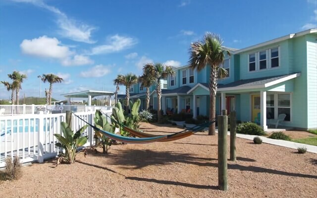Reel Paradise - 3 Br Condo