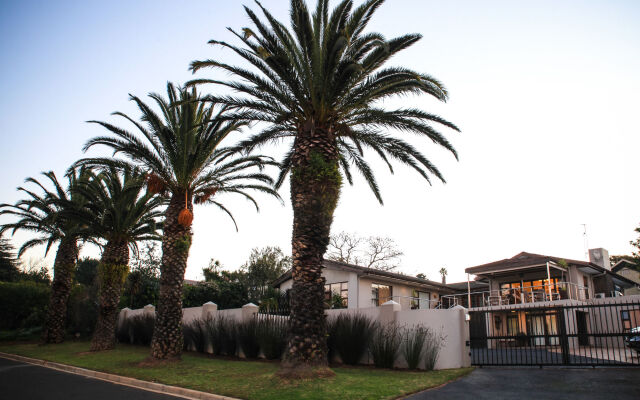 Four Palms Accommodation