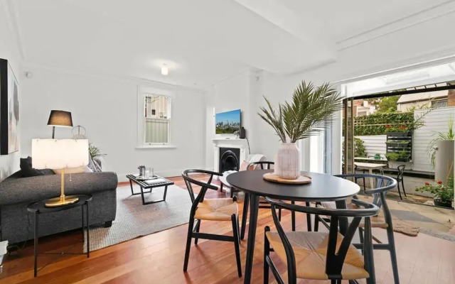Perfect Laneway Terrace Surry Hills