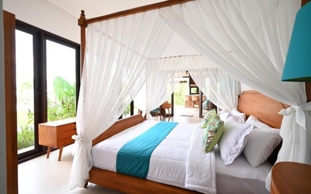 Meadow Hills Villa by Mahaprana