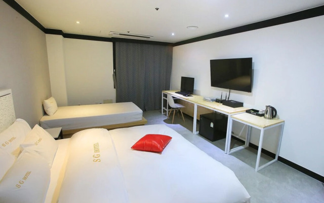 Suwon Yeongtong SG Hotel