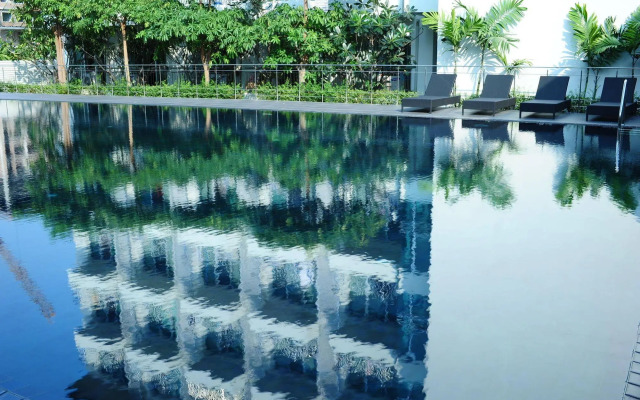 Isanook Airport Residence