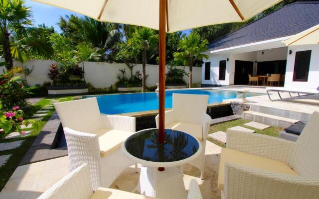 Villa Kupu Kupu Lovina