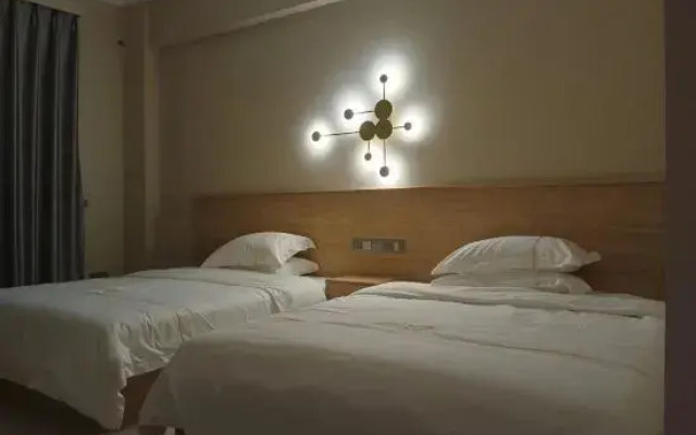 Yufeng Hotel