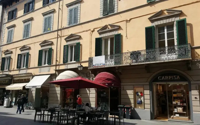 Five Roses Bed & Breakfast