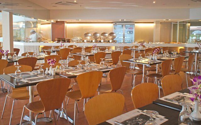 Grand Dormani Rajah Court Hotel