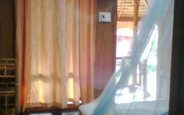 Sea Salad Resort