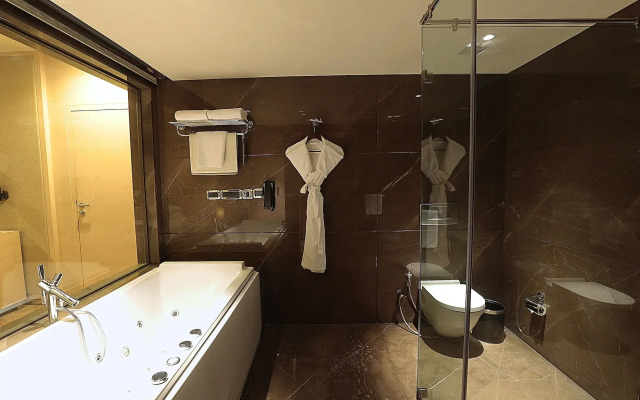 Sahara Star