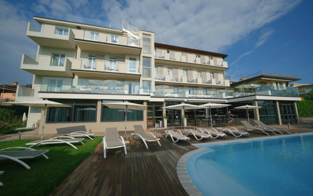 Hotel Palazzo del Garda (formerly Hotel Armony)
