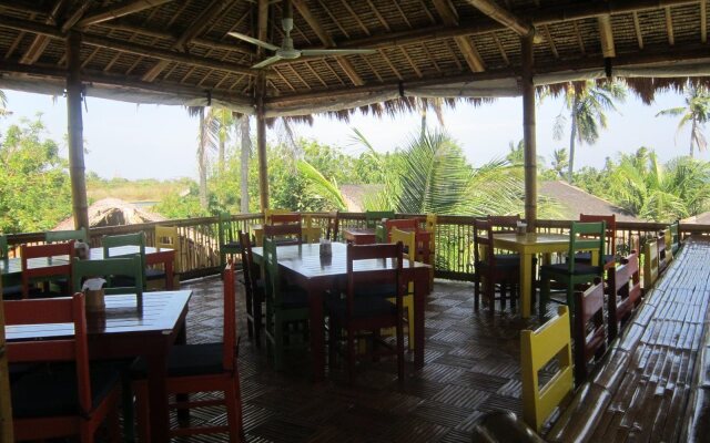 Liquid Dive Resort