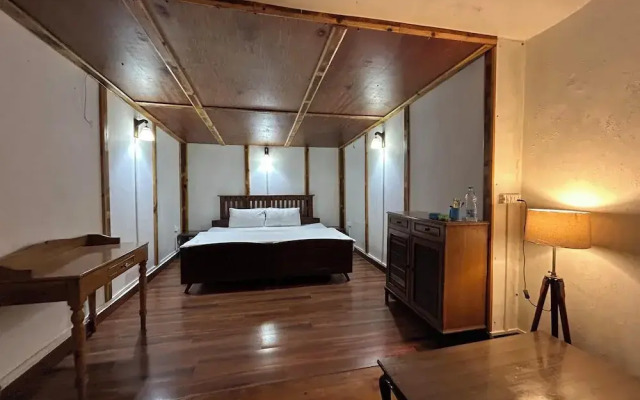 Frozen Woods Resorts