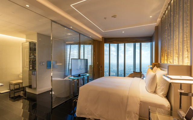 J Hotel, Shanghai Tower