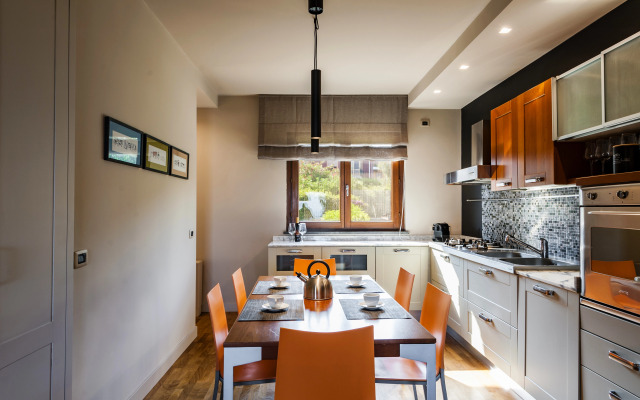 The Villa by Ferrini Home