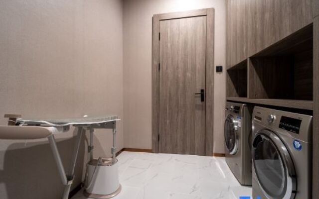 Lang Lizi hotel Beijing Huilongguan Long Ze Subway Station