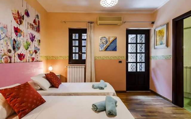 Casa Rubino - Confortevole Casa con Ampio Spazio Esterno e Piscina Privata