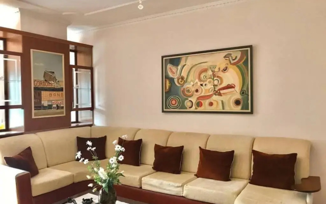 Relaxing Greeny Lounge Veranda Apartament in the Heart of Tirana