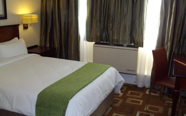Garden Court O.R. Tambo International Airport