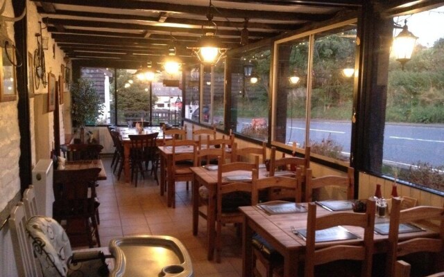 The Red Lion Country Inn