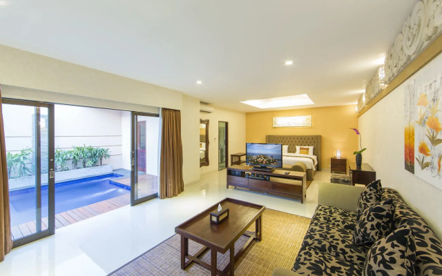Flamingo Dewata Suite
