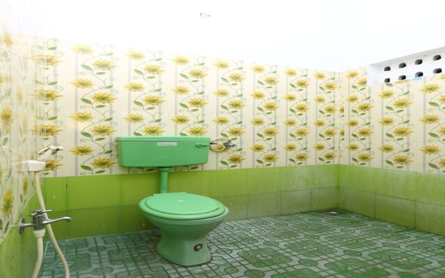 OYO 10459 Gnana Srm Residency