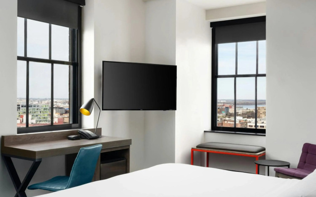 Aloft Philadelphia Downtown
