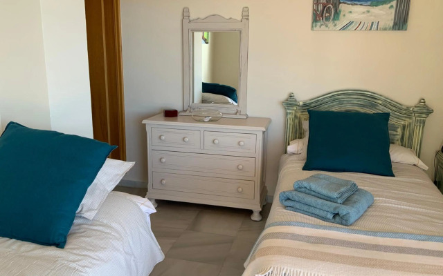 Apartamento En Primera Linea/Beachfront Apartment